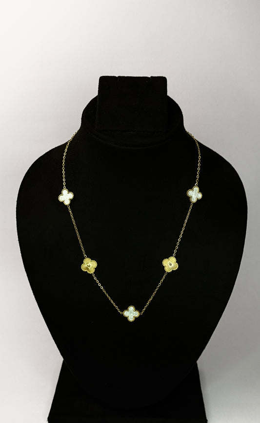 Luck Clover Station Necklace