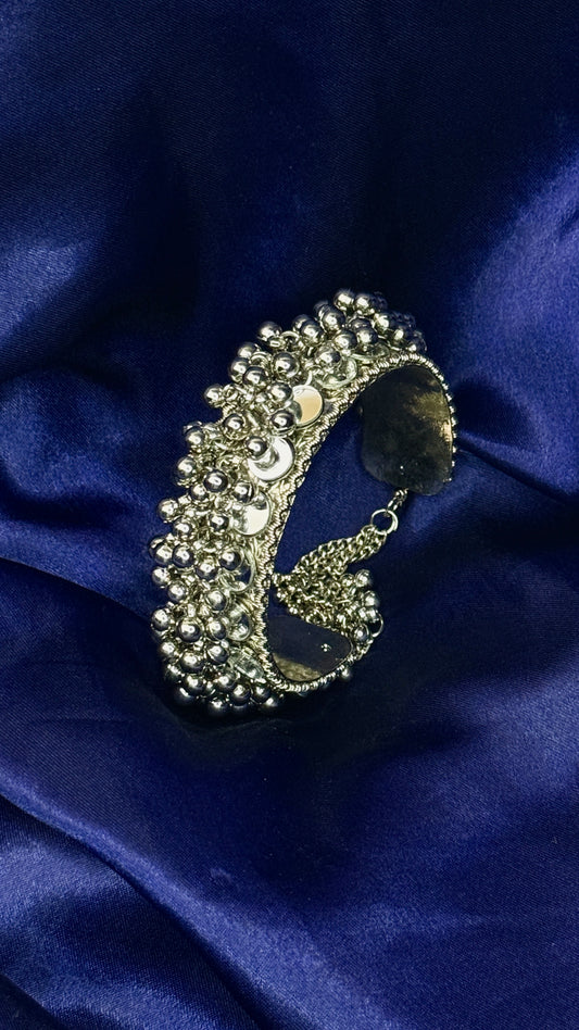 Ghungroo & Sparkle Cuff