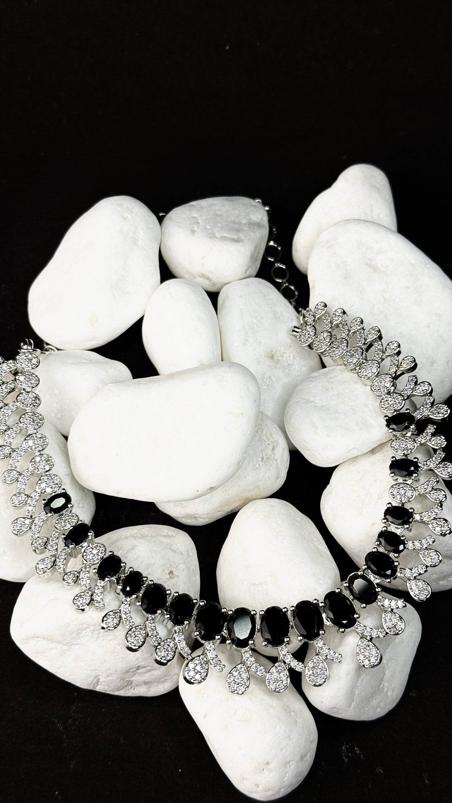 Black Marquise Royale Set