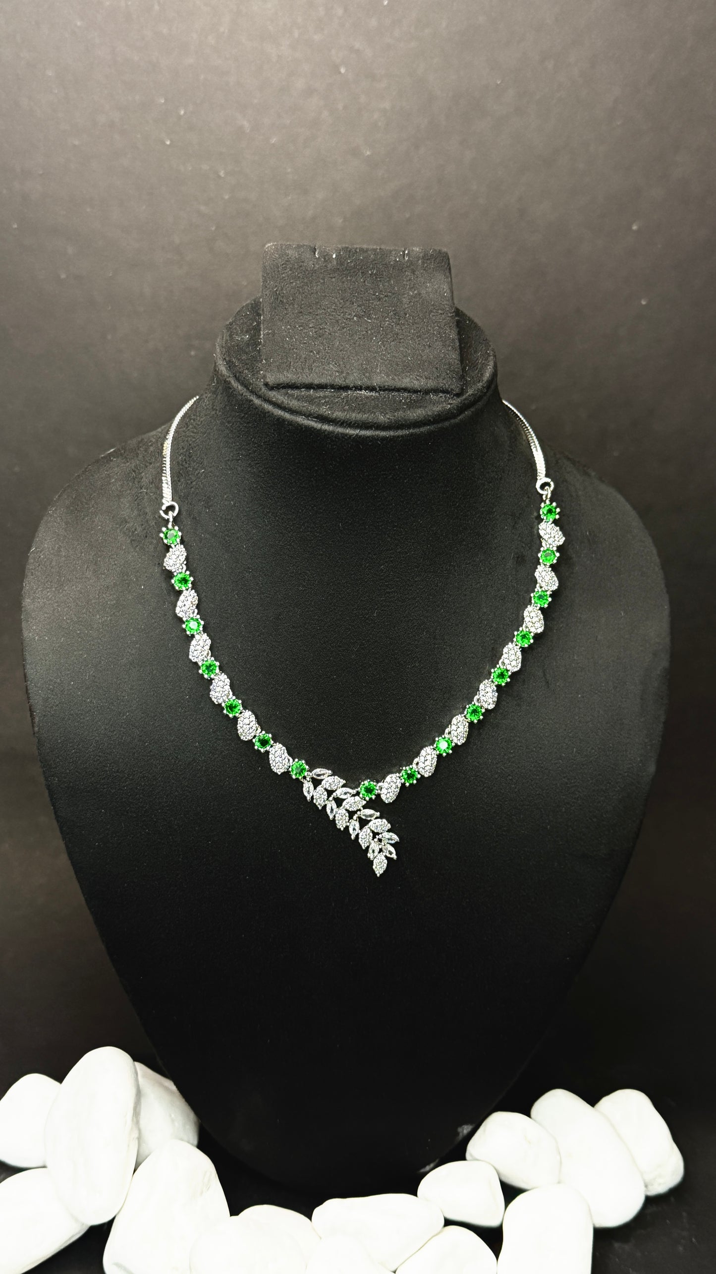Emerald Vine Set