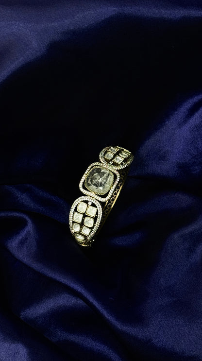 Heritage Polki Bangle