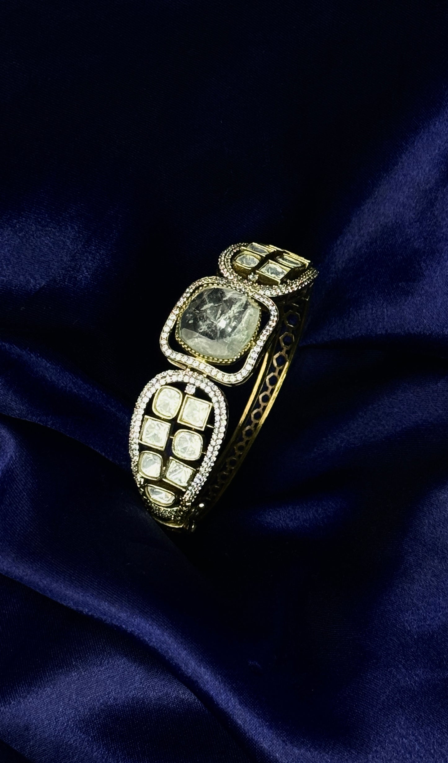 Heritage Polki Bangle