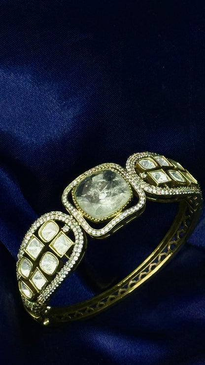 Heritage Polki Bangle